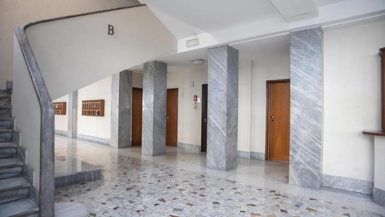 Romano Suite B9 Italy