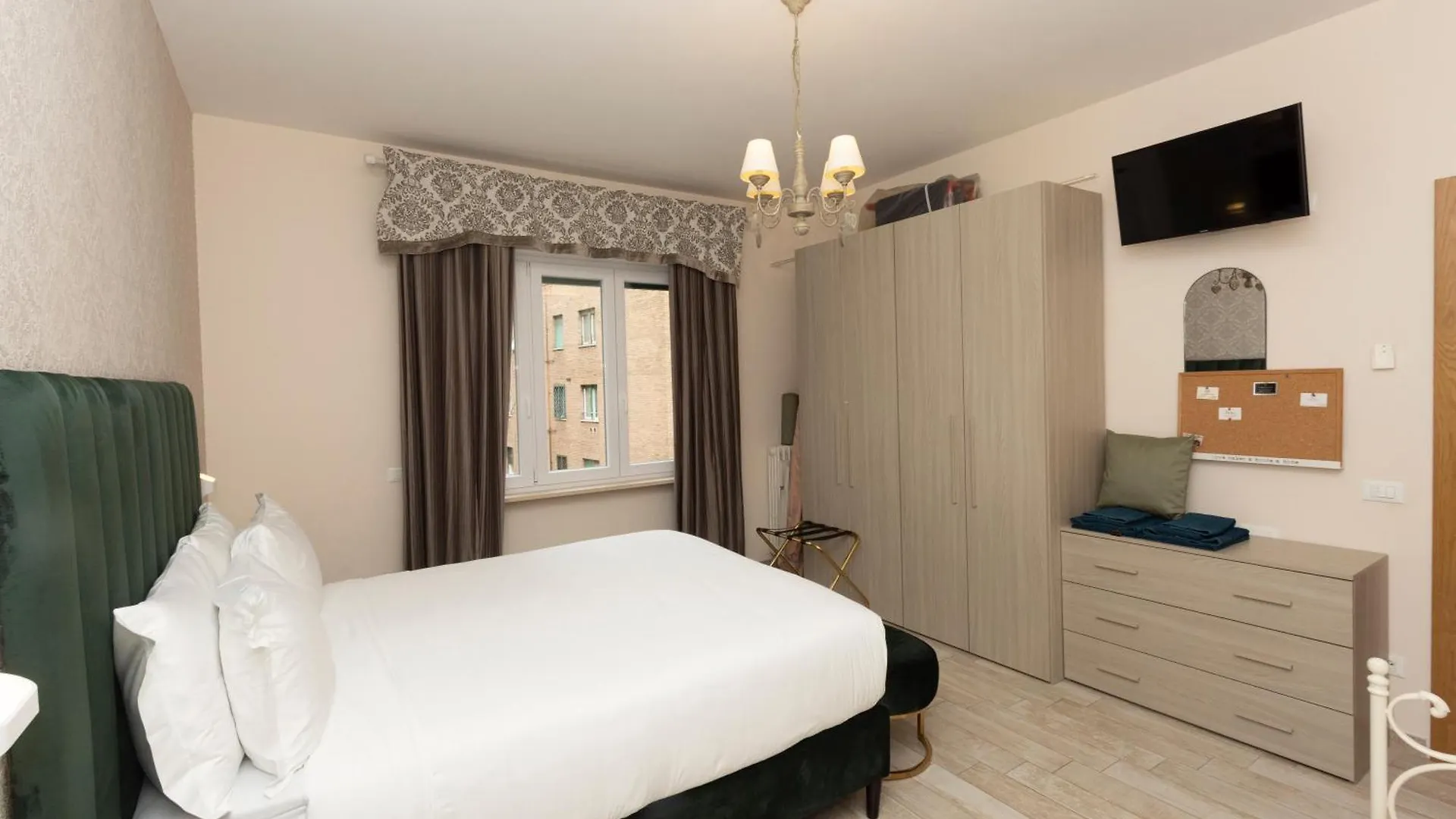 Romano Suite B9 Rome