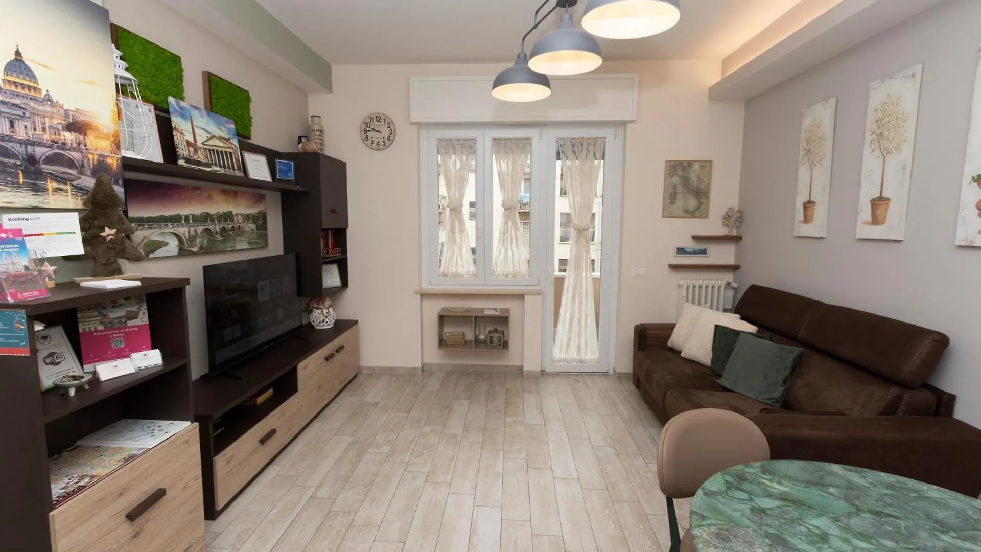 Romano Suite B9 0*, Rome Italy