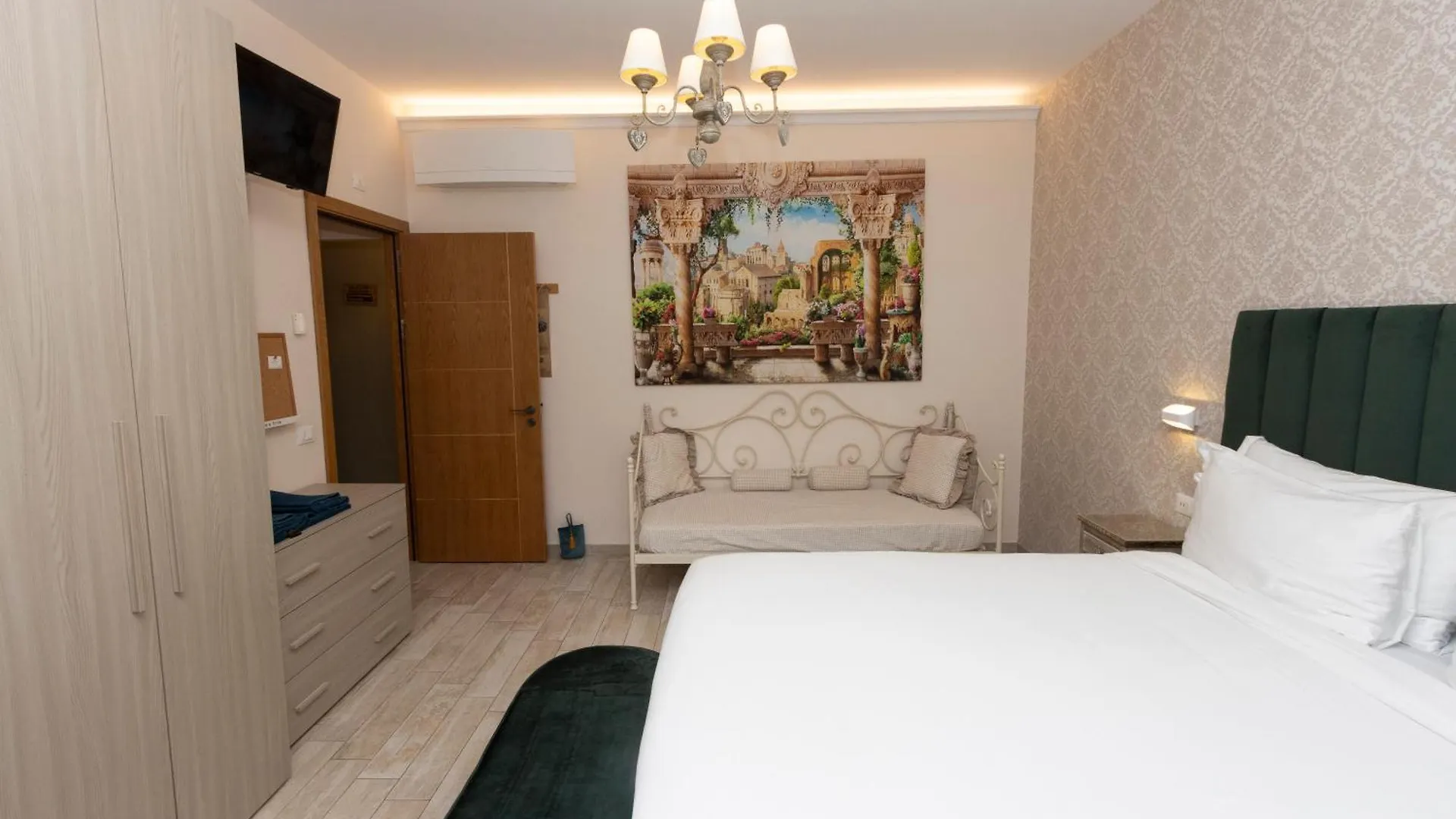 Apartment Romano Suite B9 Italy