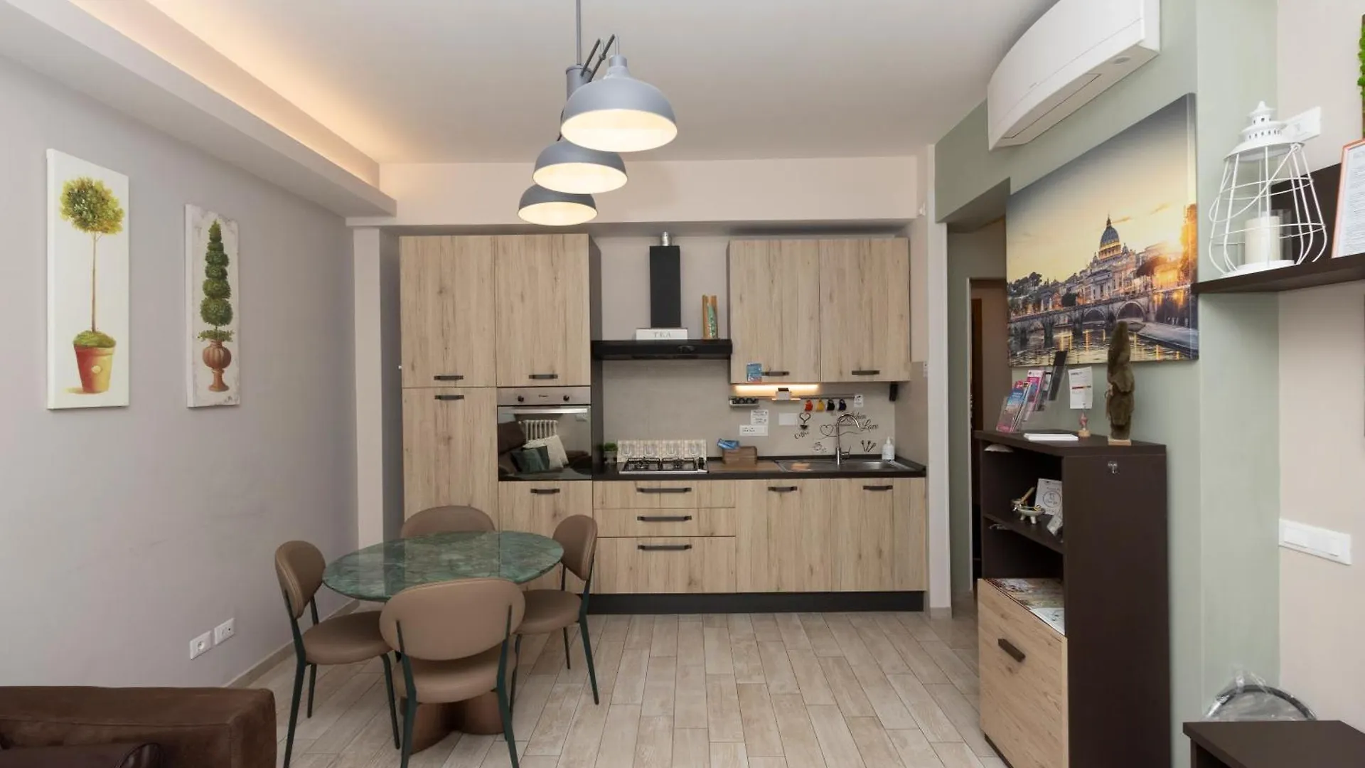Romano Suite B9 Rome