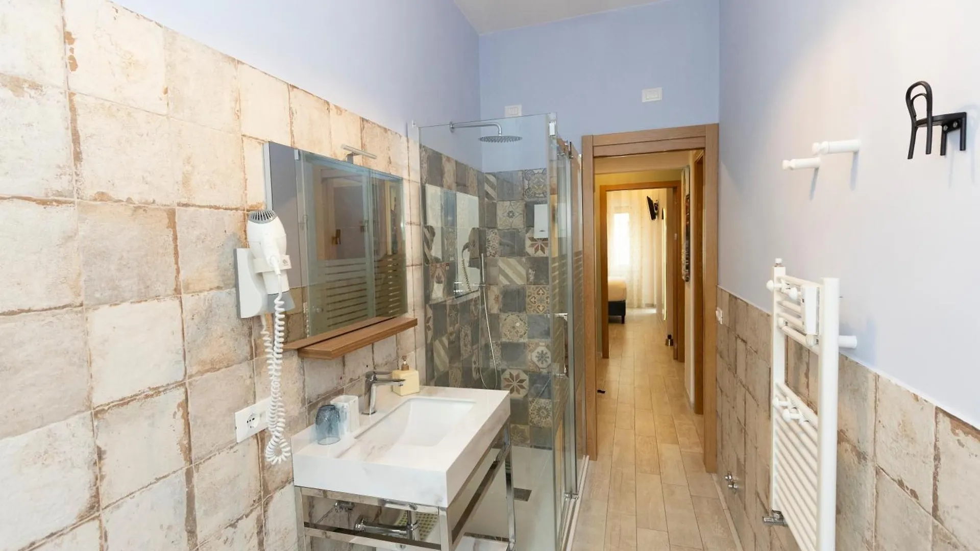 Romano Suite B9 Rome