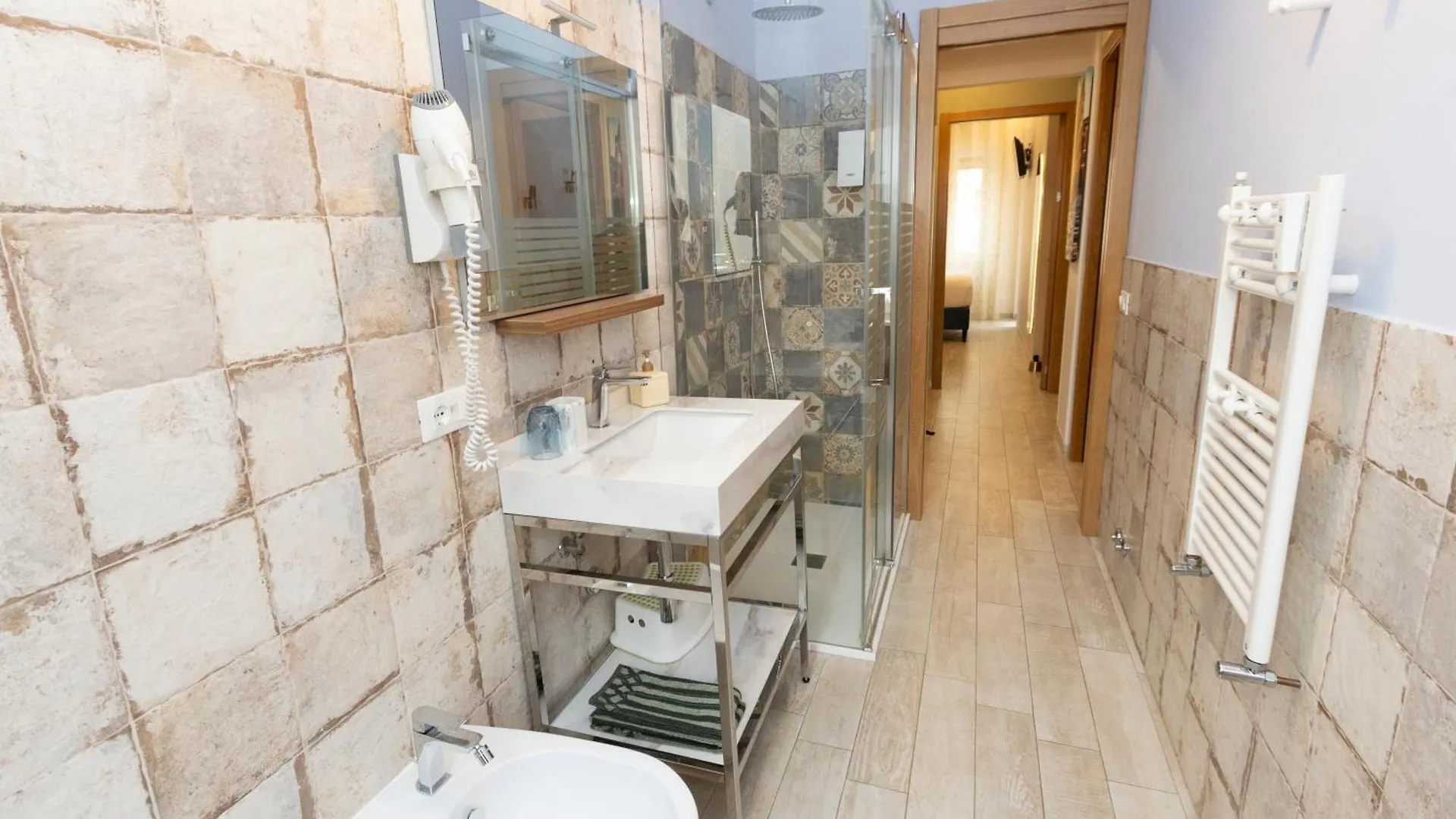 Romano Suite B9 0*, Rome Italy